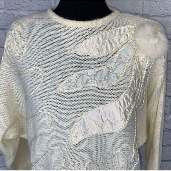 Adolfo Vintage women L Crewneck sweater w/cording, lace satin feather appliqués - Picture 3 of 8
